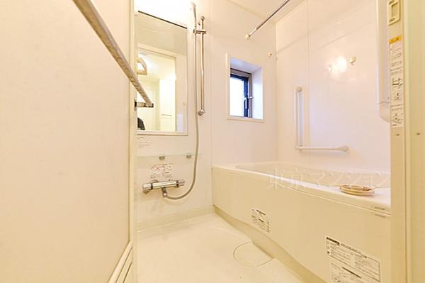 グローリオ新中野ブランデコ 浴室