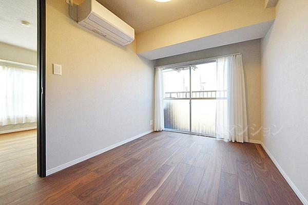 ライオンズマンション三田 リビング以外の居室