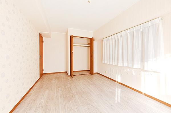 新宿第三アルプスマンション リビング以外の居室