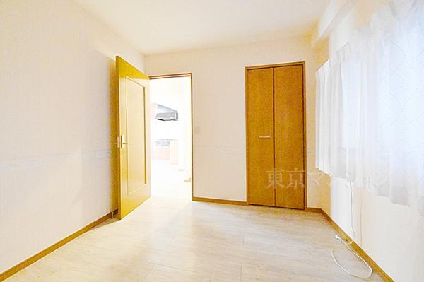 新宿第三アルプスマンション リビング以外の居室