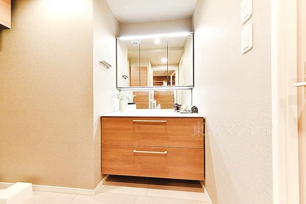 コスモポリス品川 洗面化粧台