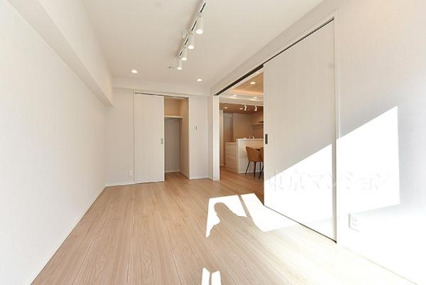 パールハイツ幡ヶ谷 リビング以外の居室