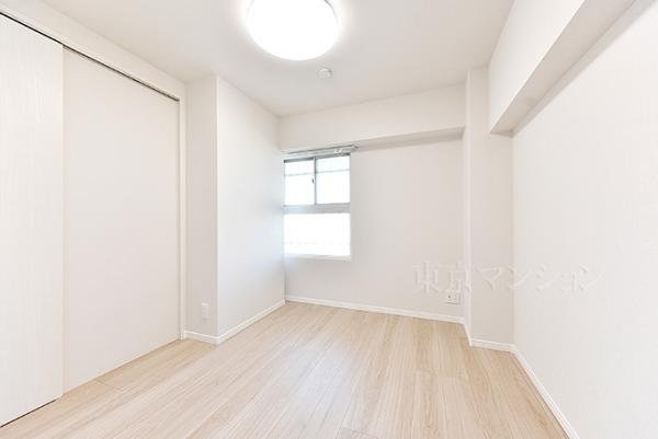 パールハイツ幡ヶ谷 リビング以外の居室