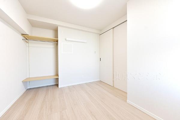 パールハイツ幡ヶ谷 リビング以外の居室