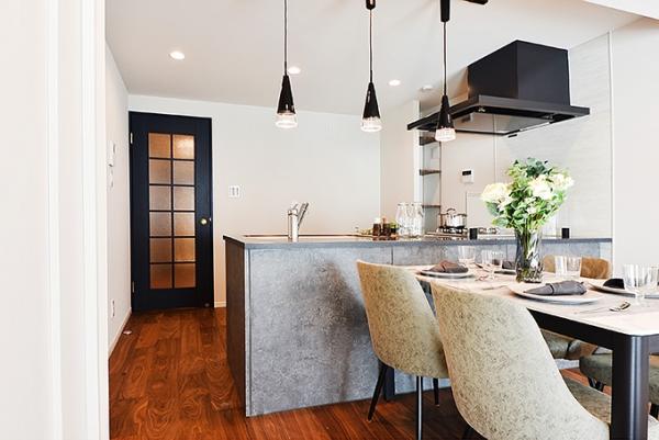 日商岩井木場マンション リビング