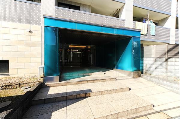 中古マンション 新宿区百人町２丁目1-42 JR山手線新大久保駅 8,280万円