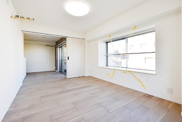 マンションパーク宮仲 リビング以外の居室