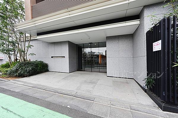 オープンレジデンシア代々木上原 エントランス（外）