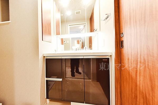 オープンレジデンシア代々木上原 洗面化粧台