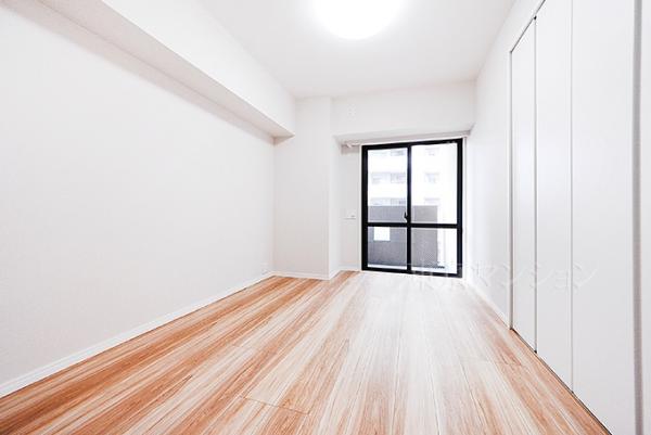 ヴィルヌーブ入谷 リビング以外の居室