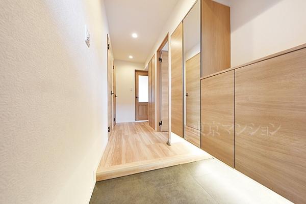 シャルマンコーポ梅屋敷 玄関