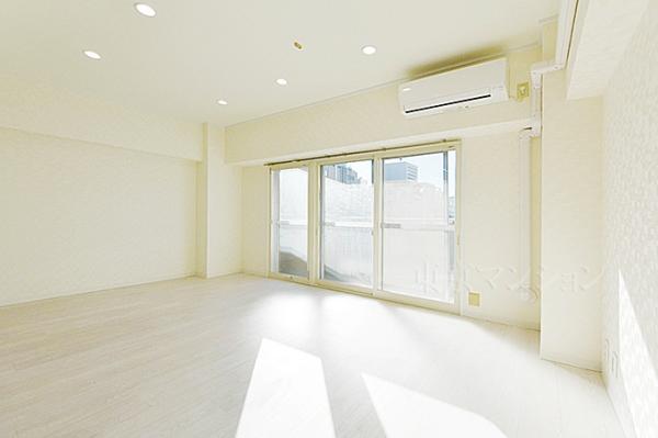 サンセール新宿 リビング