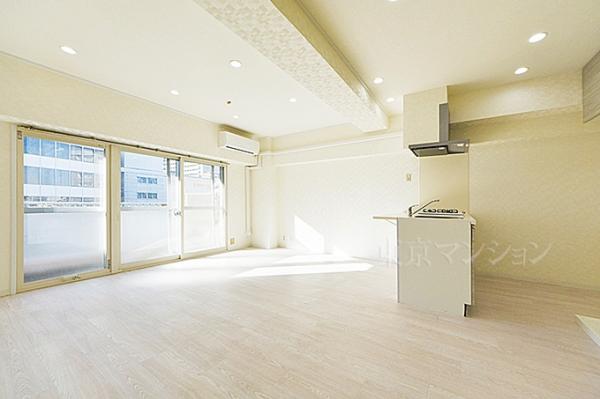 サンセール新宿 リビング