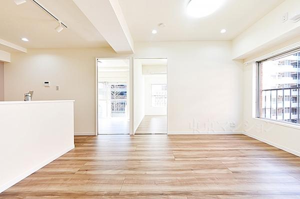 ハイネス小石川 リビング