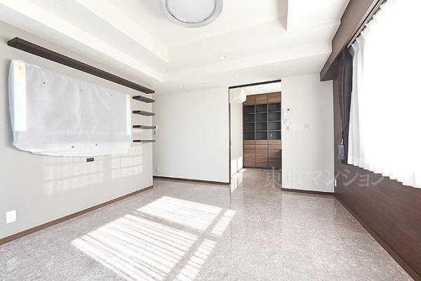 プラウドタワー練馬 リビング以外の居室