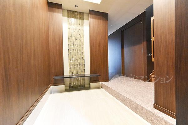 プラウドタワー練馬 玄関