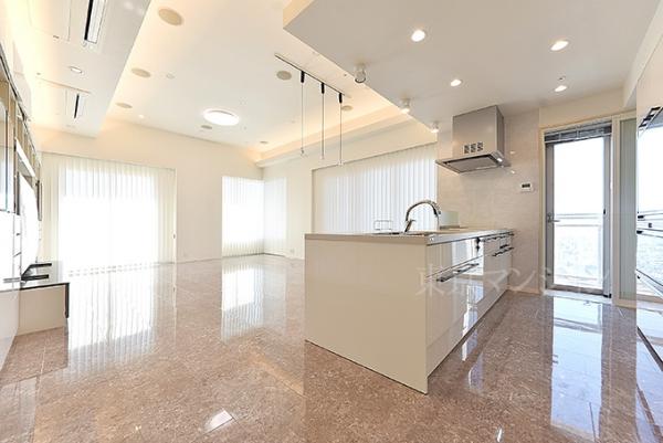 プラウドタワー練馬 リビング