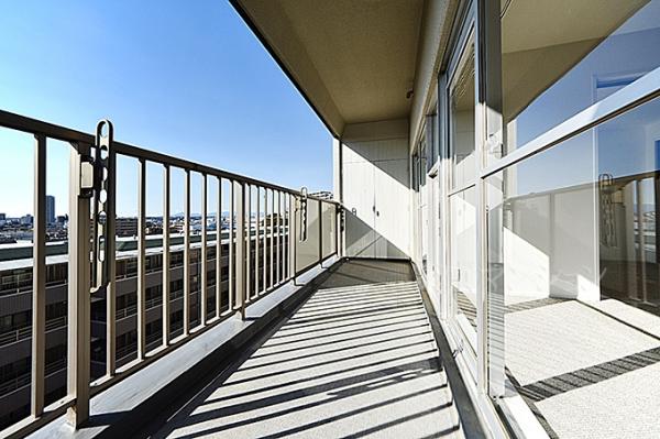 つつじヶ丘ハイムＤ棟 バルコニー