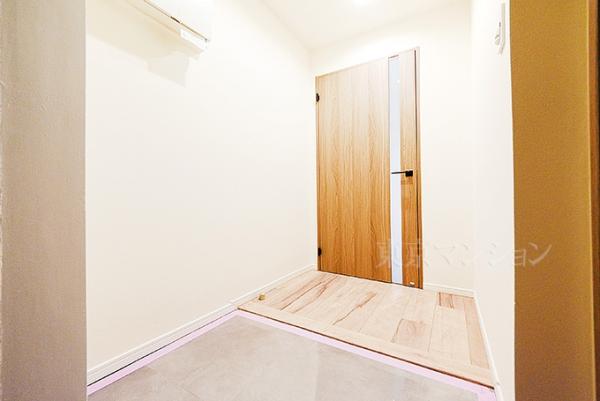 ウィスタリア元麻布 玄関