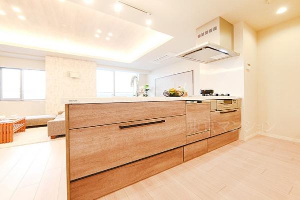 Ｗ　Ｃｏｍｆｏｒｔ　Ｔｏｗｅｒｓ　ＥＡＳＴ キッチン