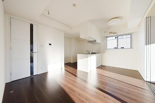 ステージファースト根岸 リビング