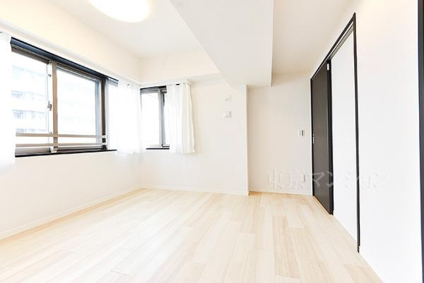 グランディ市谷柳町 リビング以外の居室