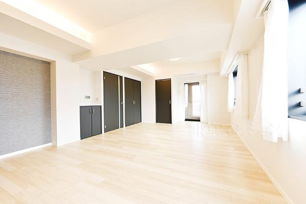 グランディ市谷柳町 リビング