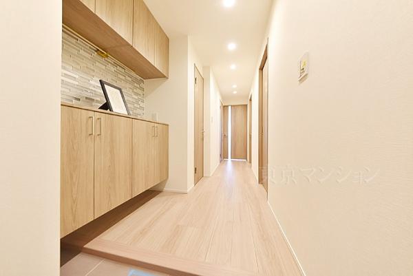 アルファコート西葛西 玄関