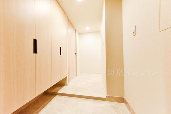 パークタワー西新宿 玄関