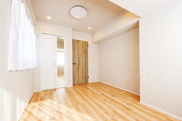 リブポート上野松が谷 リビング以外の居室