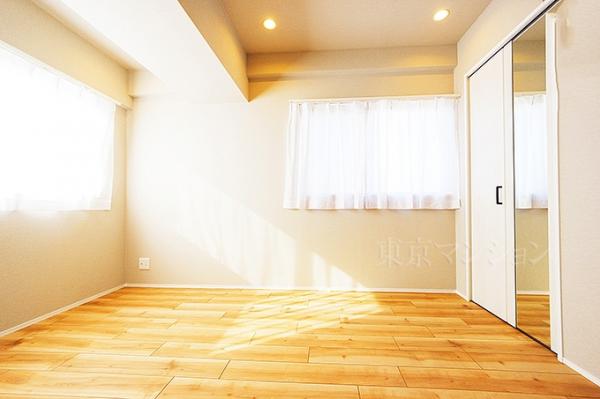 リブポート上野松が谷 リビング以外の居室