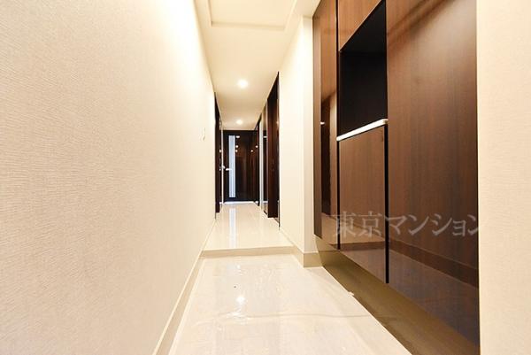 ガーデンヒルズ四ツ谷迎賓の森 玄関