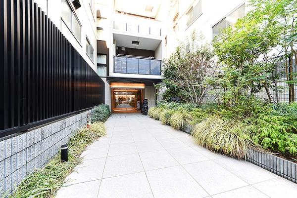 中古マンション 文京区湯島４丁目5-5 千代田線湯島駅 1億6,980万円