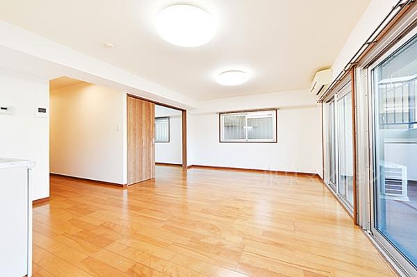 マリンシティダイヤモンドパレス リビング