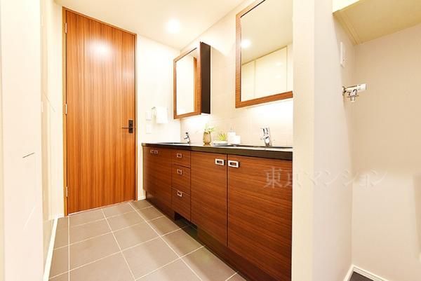 パークシティ浜田山Ｅ棟 洗面化粧台