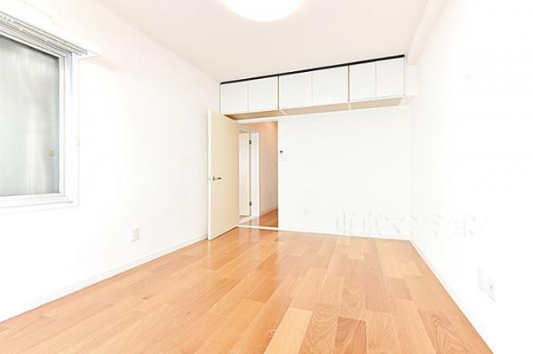 ネオハイツ千駄木 リビング以外の居室