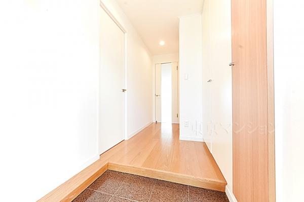 ネオハイツ千駄木 玄関