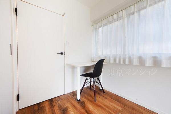 キャッスルマンション西新宿 リビング以外の居室