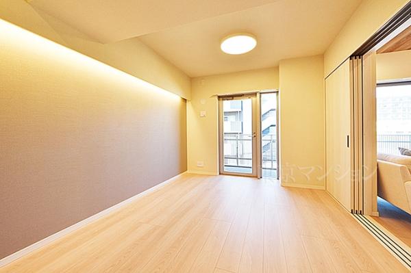 イニシア墨田押上 リビング以外の居室