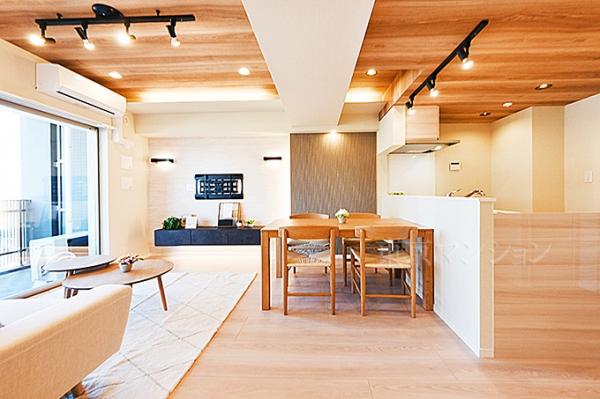 イニシア墨田押上 リビング