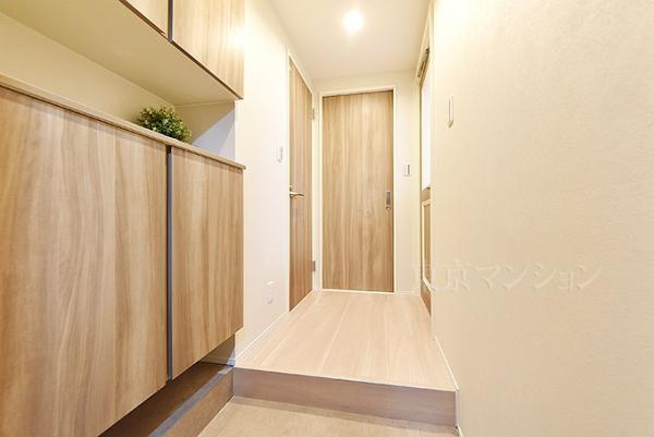 トーカンキャスティール荻窪 玄関