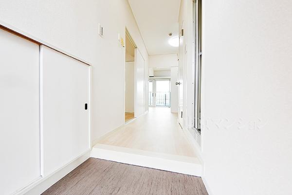 マリンシティダイヤモンドパレス 玄関