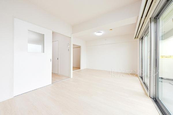 マリンシティダイヤモンドパレス リビング