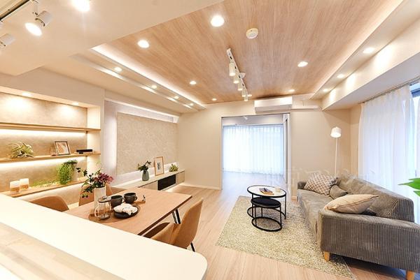 ライトコート四谷 リビング