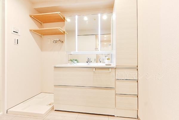 ライトコート四谷 洗面化粧台