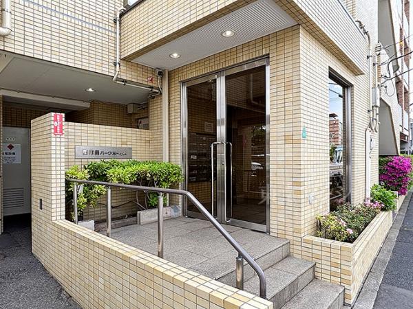 関町南パーク・ホームズ エントランス（外）