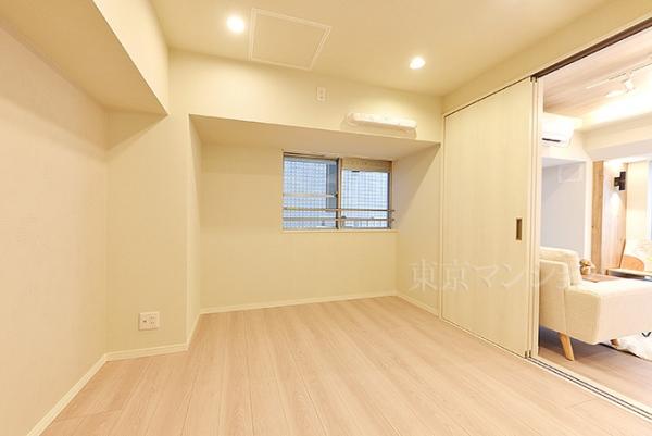 ヴィラロイヤル両国 リビング以外の居室