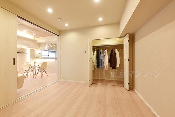 ヴィラロイヤル両国 リビング以外の居室