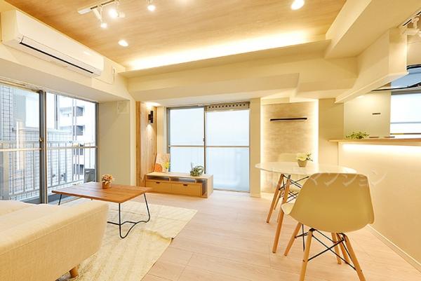 ヴィラロイヤル両国 リビング