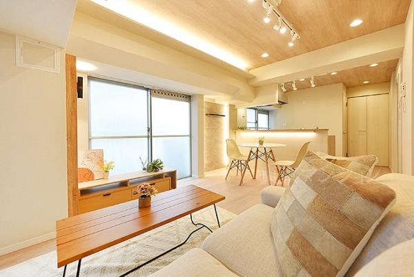 ヴィラロイヤル両国 リビング